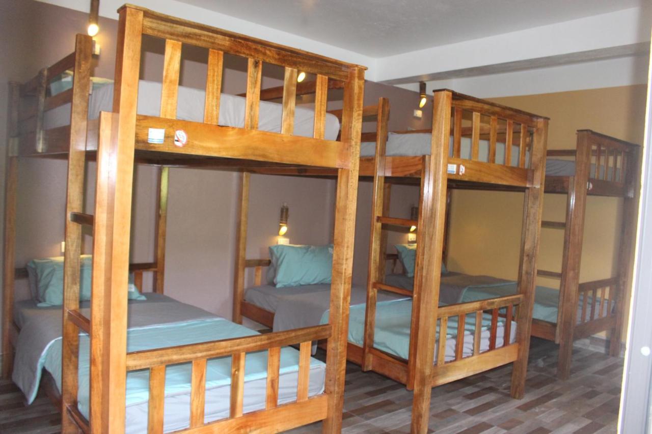 Bac Kan Ba Be Hostel מראה חיצוני תמונה